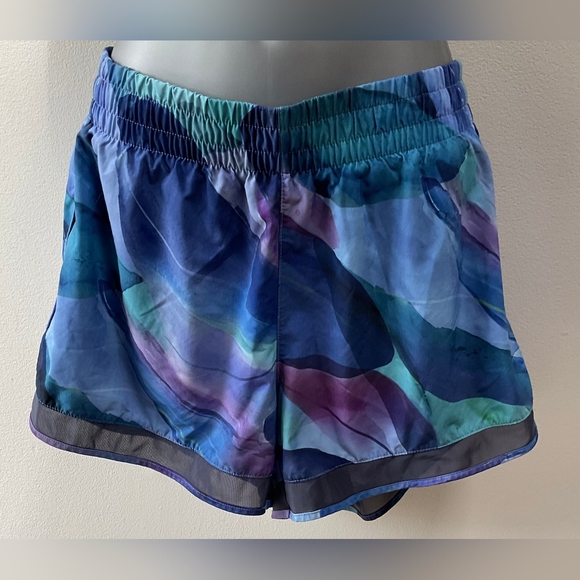 AthletaMulticolor Racer Mid Rise Athletic Shorts - Picture 4 of 7